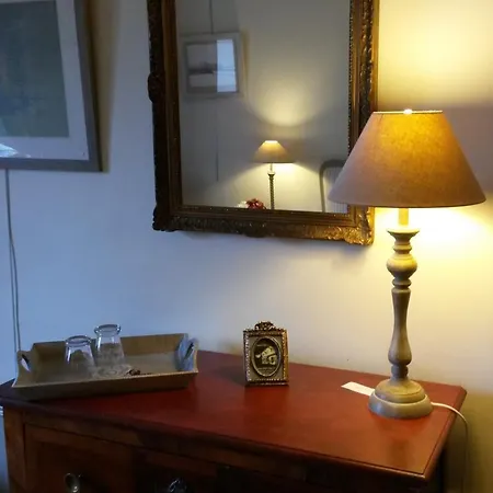 La Maison Epellius Hotell *