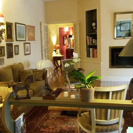 Hotel La Maison Epellius 3*
